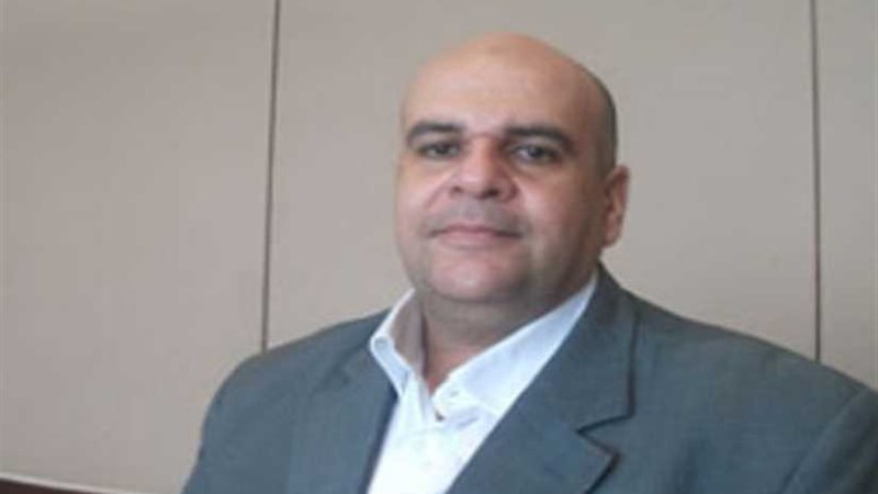 بدء العمل بالعيادات