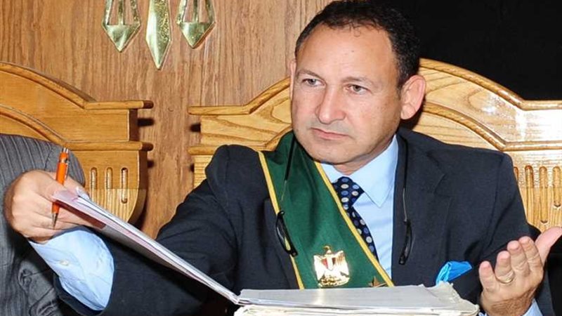 قاض مصري يسبق أوروبا