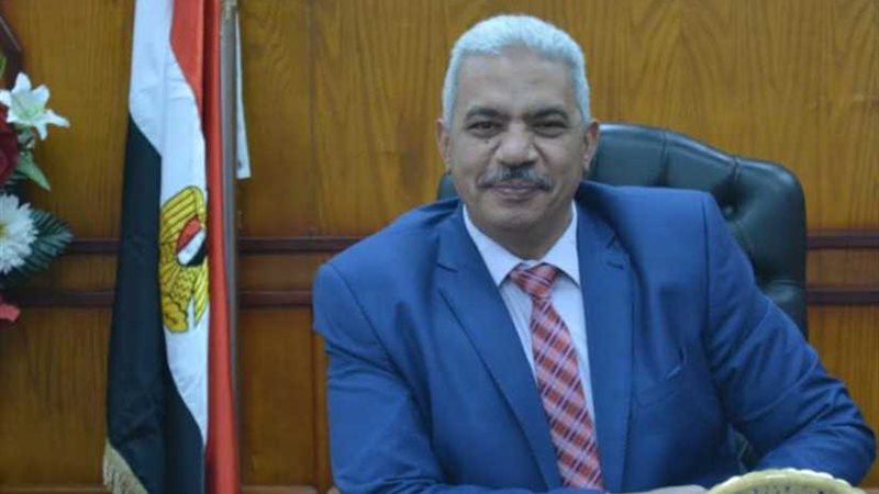 صديق عميدا لكلية