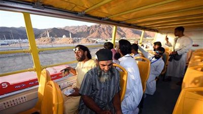 فريق دراجين بريطاني يصل للسعودية للحج