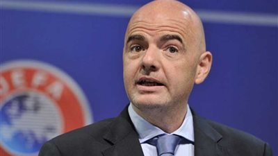 رئيس الفيفا يهنئ الأهلي على الفوز بالدوري ويشكر مجلس 