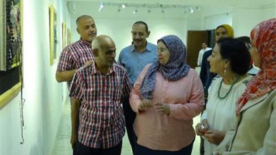 افتتاح معرض 