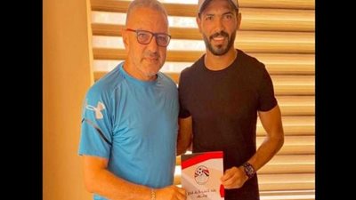 زعيم الثغر ينجح في الحصول على خدمات أسامة العزب