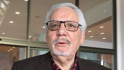 القضاء العسكري الجزائري يصدر أمراً بالقبض على وزير الدفاع الأسبق