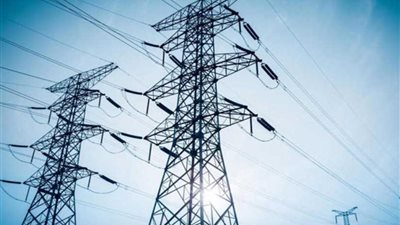 شركة كهرباء قنا: فصل التيار الكهربائي عن بعض القرى بمدينة نقادة للصيانة