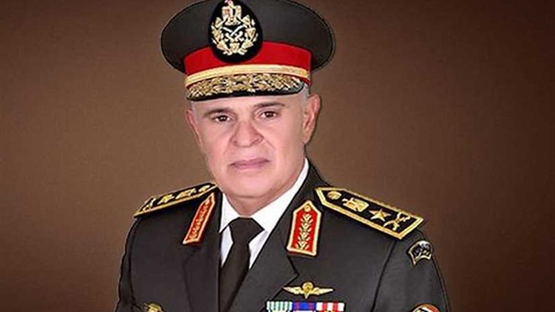 رئيس الأركان يشهد