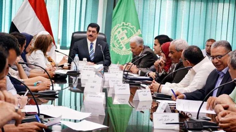 القليوبية تناقش تطورات