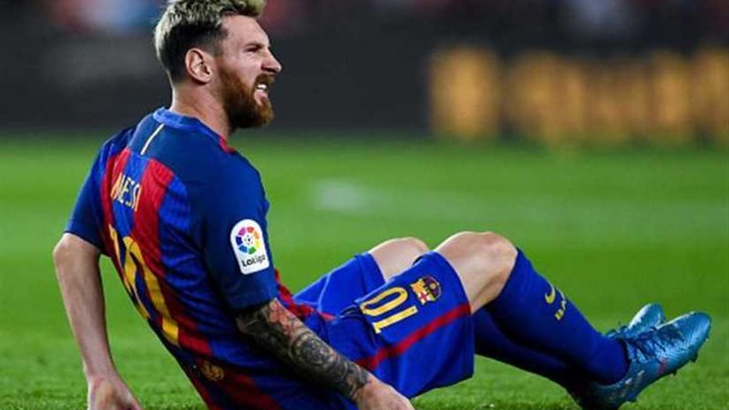 الإصابة تبعد ميسي