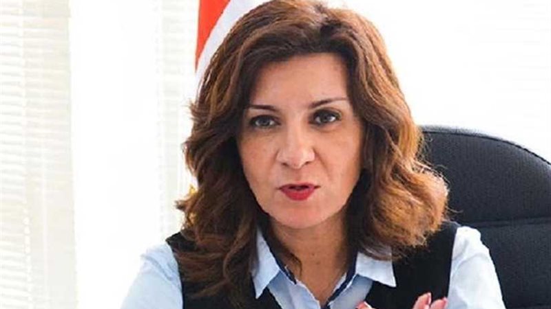 وزيرة الهجرة تشكر