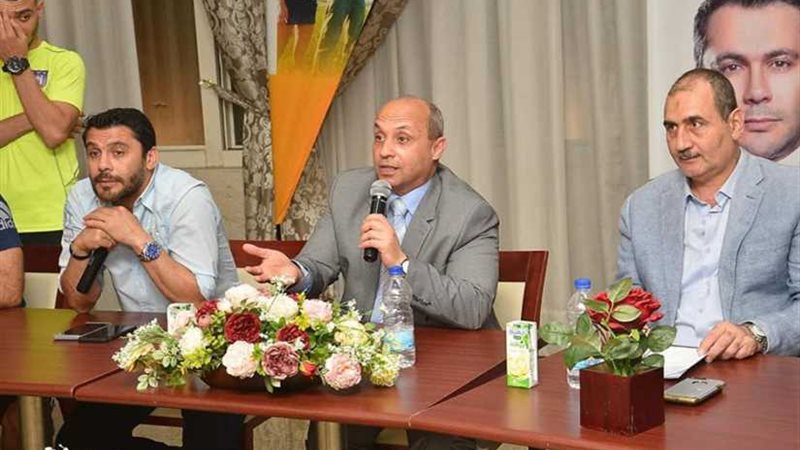 تفاصيل اجتماع الصقر