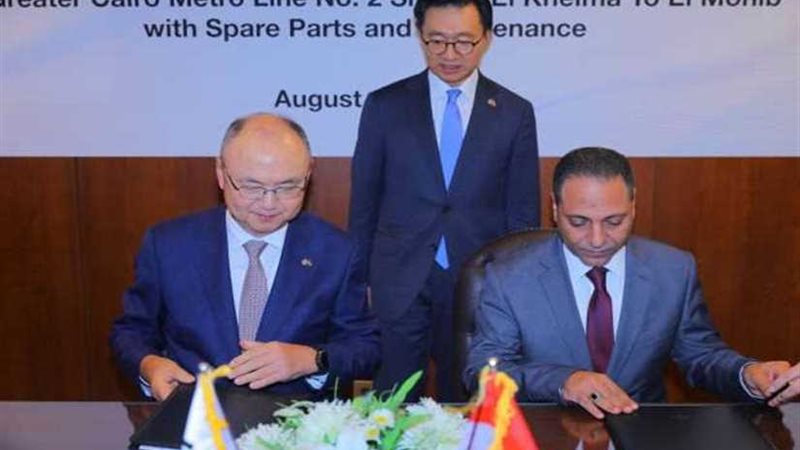 النقل: توقيع عقود