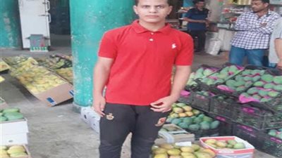 محمد السيد.. من سوق المانجو لكلية الطب