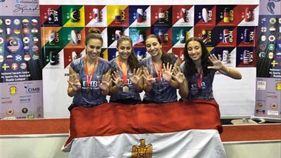 شاهد.. تتويج ناشئات مصر للاسكواش ببطولة العالم للمرة الـ9 على التوالى