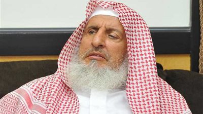 مفتي السعودية يحذر من جعل موسم الحج منبراً لأهداف سياسية وتعصبات مذهبية