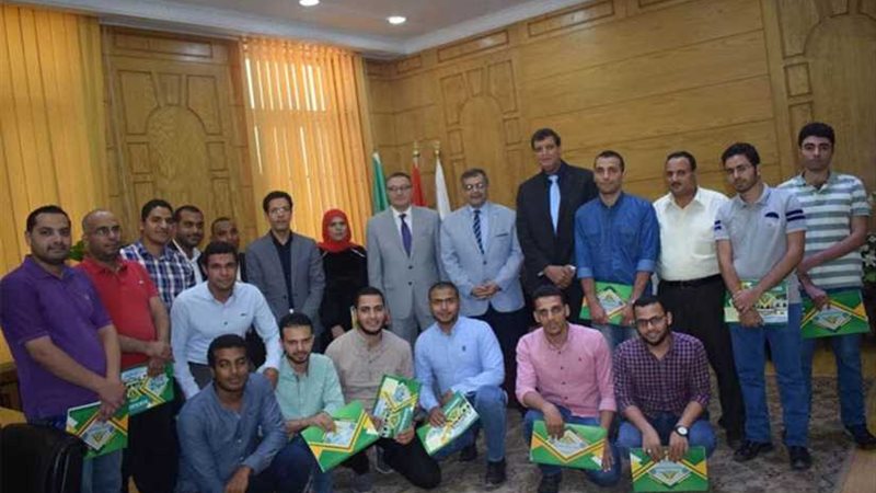 جامعة بنها تسلم 16