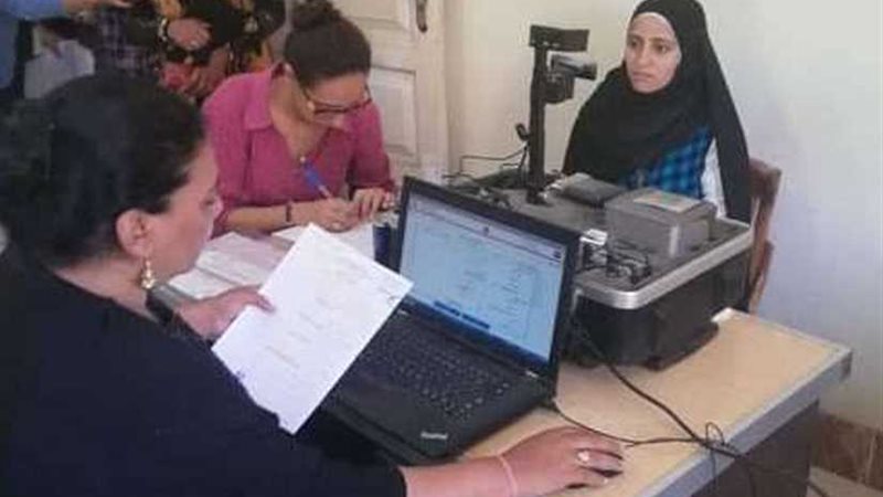 أسيوط تنظم قوافل