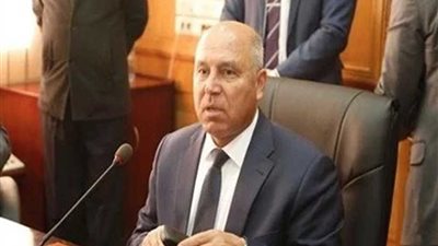 وزير النقل: تخفيف حركة نقل البضائع على الطرق بعد تشغيل أول ميناء جاف بأكتوبر