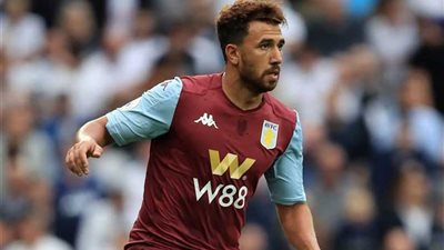 أستون فيلا يشيد بأداء «تريزيجيه» في أول 60 دقيقة رسمية بالبريميرليج