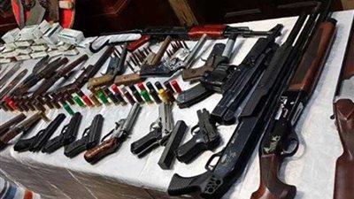 ضبط ٣٥ قضية سلاح ناري بحوزة ٣٠ متهما خلال ٢٤ ساعة