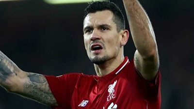 روما يفاوض ليفربول لضم المدافع الكرواتي ديان لوفرين