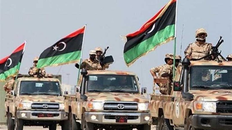 الجيش الليبي يلقي