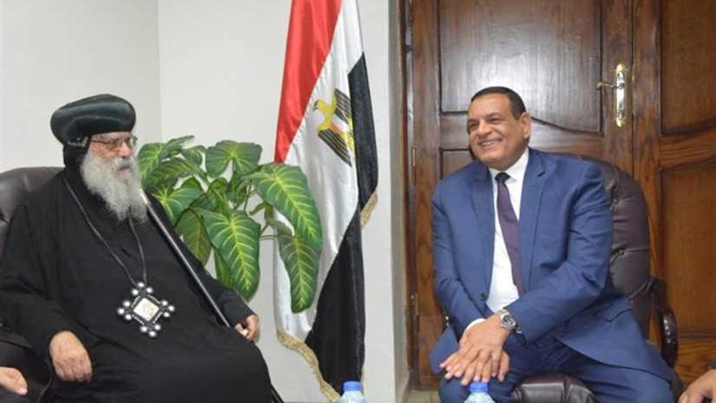 محافظ البحيرة يستقبل