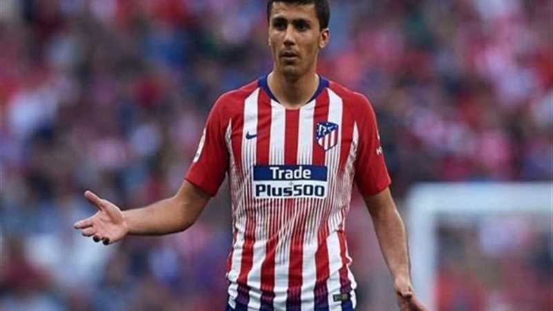 آلان شيرار يشيد ببداية