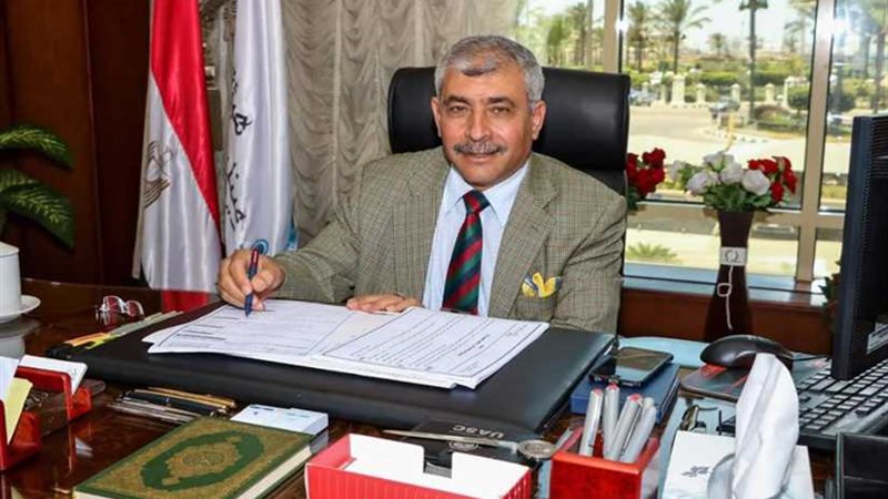 عوض رئيسًا لميناء