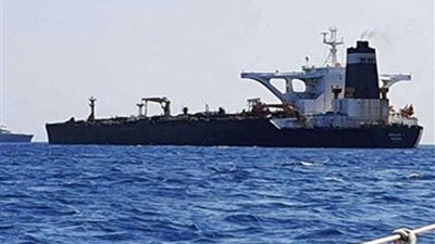 أمريكا تطالب بمنع إطلاق سراح ناقلة إيرانية محتجزة في جبل طارق