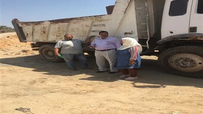 حملة لصيانة أعمدة الإنارة بالطريق العامة في الخانكة