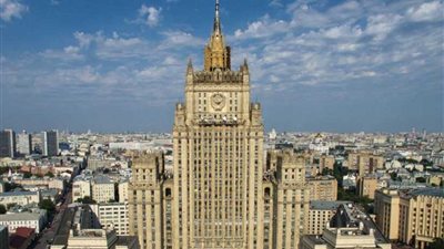 موسكو: قراصنة يختطفون طاقم سفينة بينهم 3 روس قبالة سواحل الكاميرون