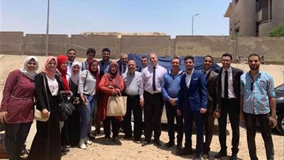 مظلة ذاتية تحمي السيارة.. أحدث ابتكارات هندسة حلوان