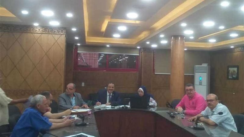 448 طالبا يؤدون امتحان