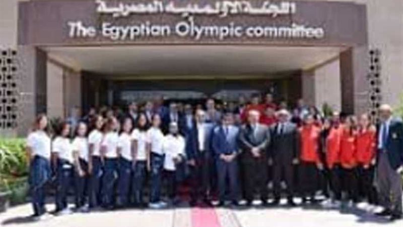 وزير الرياضة يهنئ