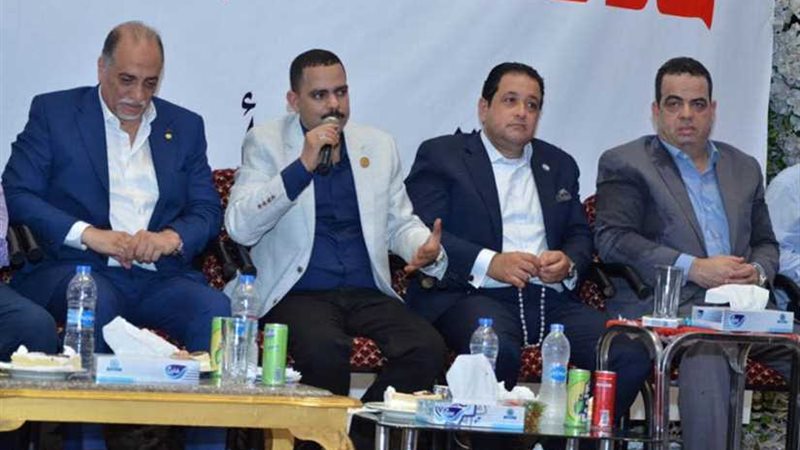 رئيس مستقبل وطن وقيادات