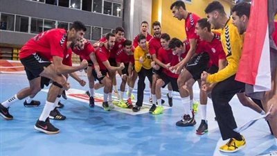 مجلس الوزراء يهنئ المنتخب الوطني لكرة اليد بفوزه بكأس العالم للناشئين