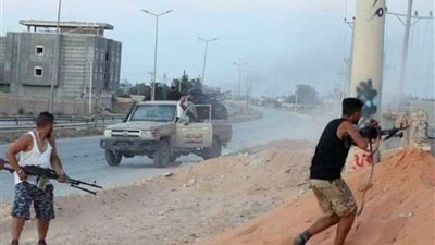 مسلحون يختطفون مدير 