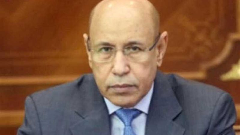 مسؤول أممي يطلع الرئيس