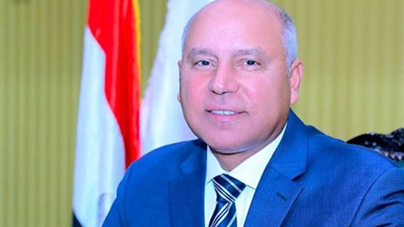 كامل الوزير يبحث