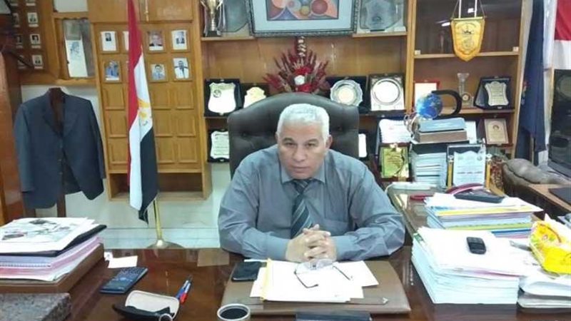 598 طالبًا وطالبة