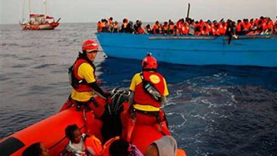 السلطات الإيطالية تحتجز سفينة إنقاذ مهاجرين تابعة لمنظمة إسبانية