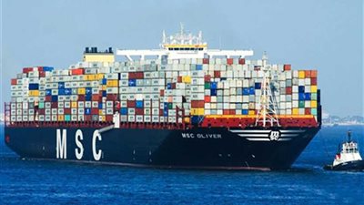 عبور 59 سفينة قناة السويس بحمولات 4,5 مليون طن