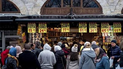 إسطنبول تمدد مهلة 