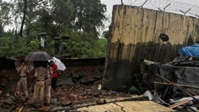 مصرع 4 أشخاص وإصابة 23 آخرين إثر انهيار جدار معبد بالهند