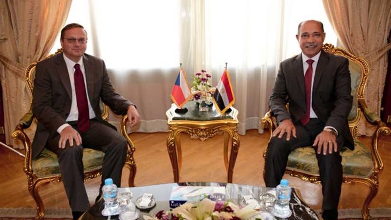 وزير الطيران المدني