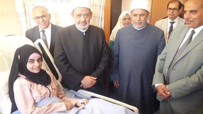 الإمام الأكبر يتفقد