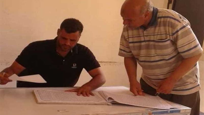 إحالة ١٦ موظفا وممرضا