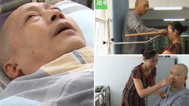 يفيق من غيبوبته بعد