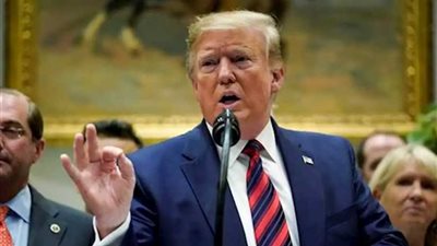 ترامب يعلن رفع الرسوم الجمركية على البضائع الصينية بقيمة 300 مليار دولار