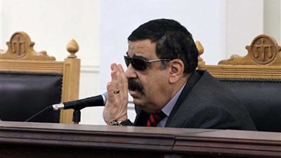 تأجيل إعادة محاكمة 6 متهمين في 